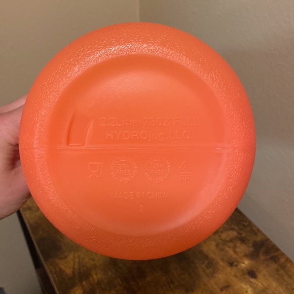 EUC Coral Hydro Jug - Picture 2 of 3